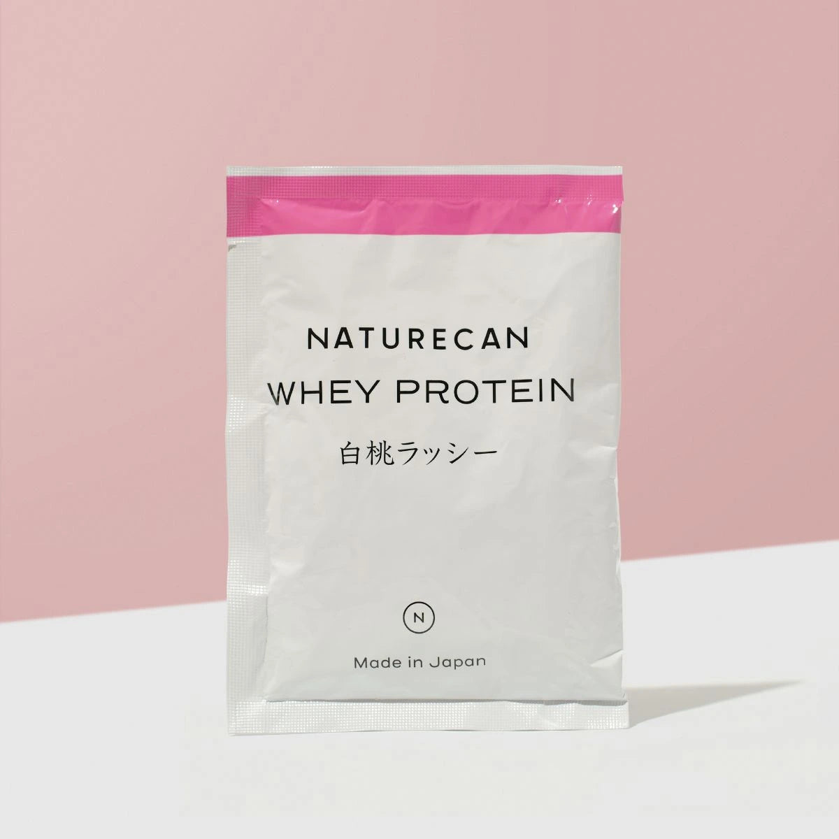 ホエイプロテイン（WPC）1食分パック 白桃ラッシー